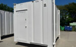 Casetta da bagno 2+1, 3,66 m x 2,74 m con gambe di supporto