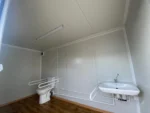 Contenitore sanitario per persone con disabilità. Toilette con rampa. - immagine 5