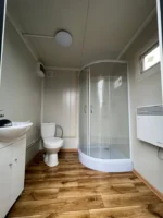 contenedor sanitario 200 x 200 m con ducha y cisterna - immagine 3