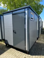 Contenedor sanitario 200 x 200 m con inodoro y urinario