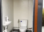 Container sanitario a padiglione con tripla cabina - immagine 4